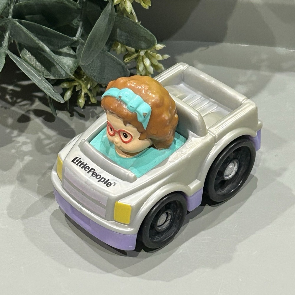 Fisher Price Little People Wheelies Maggie Gray & Purple Pickup Truck 2009
